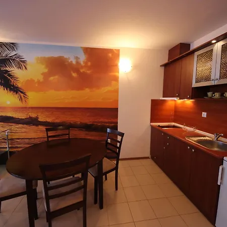 Menada In Sunny Słoneczny Brzeg