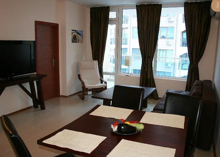 Menada In Sunny * Napospart