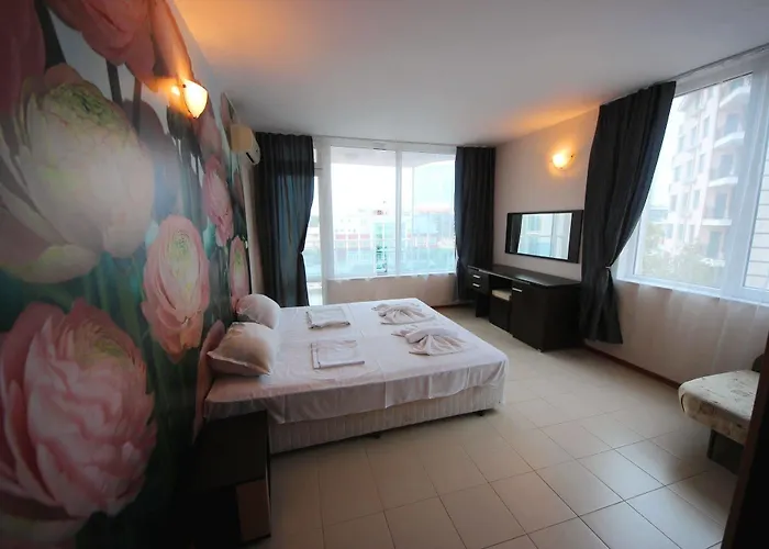 Menada In Sunny Apartman Napospart