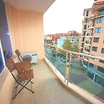 Apartment Menada In Sunny