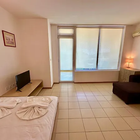 Menada In Sunny شقة ساني بيتش