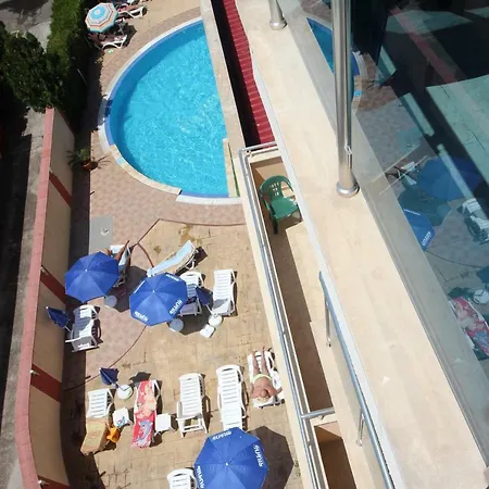Апартамент Menada In Sunny