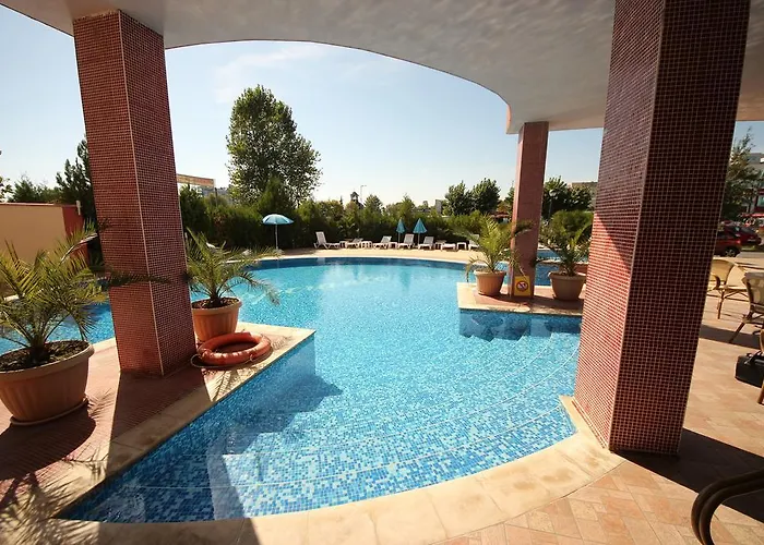 Menada In Sunny Slantschew brjag