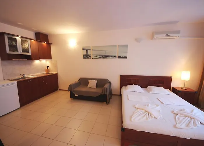 Apartment Menada In Sunny *