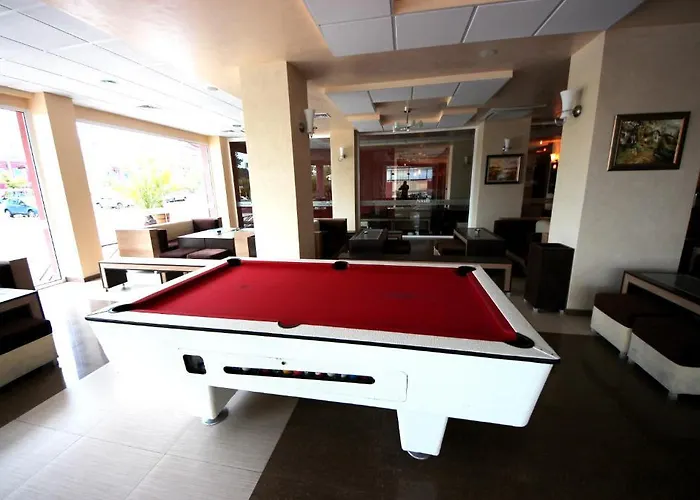 Menada In Sunny Apartment *