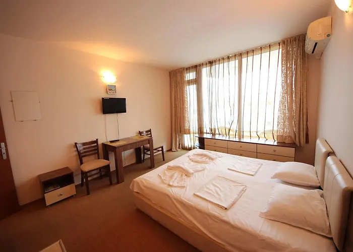 Menada In Sunny Apartment *