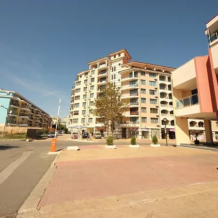 Apartment Menada In Sunny